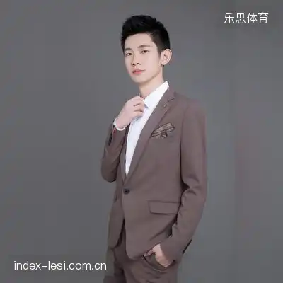 杨晨曦